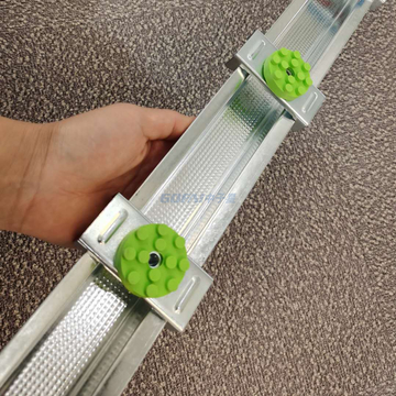 库存 RSIC-1 静音夹隔音弹性隔音夹，用于深干墙毛皮通道